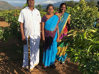 India farming family